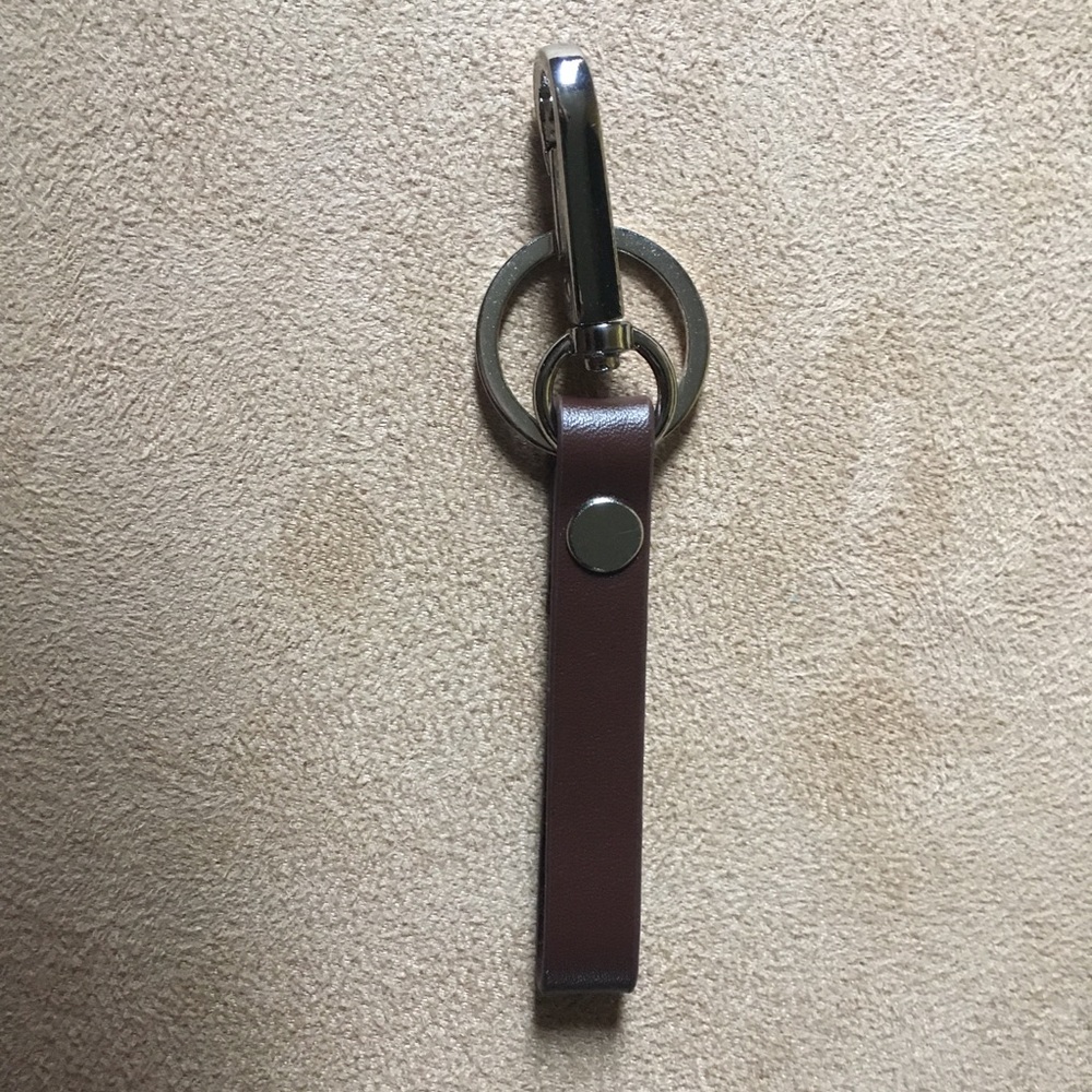 Leather key ring - Picture 3 of 4